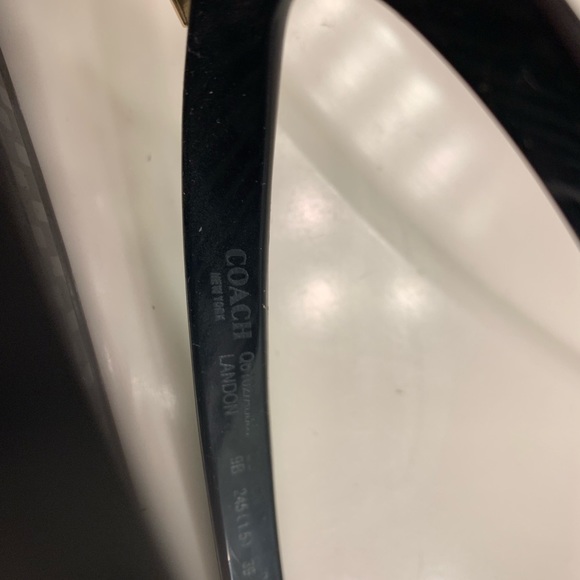 Coach jelly navy flip flop w/gold bow! - Picture 5 of 6